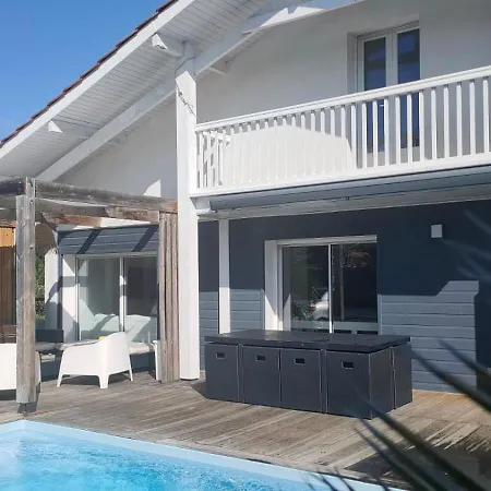 Villa Naya, A Oasis With Heated Pool Messanges